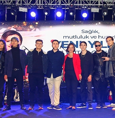 baskan-kinaydan-genc-sanatcilara-destek.jpg