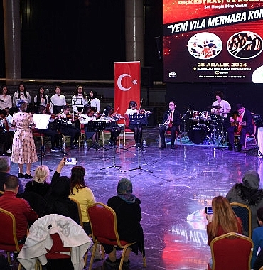 genclik-orkestrasi-ve-korosundan-muhtesem-yeni-yil-konseri.jpg