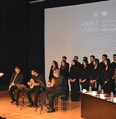 mevlana-celaleddin-i-rumi-vefatinin-751inci-yilinda-ege-universitesinde-anildi.jpg