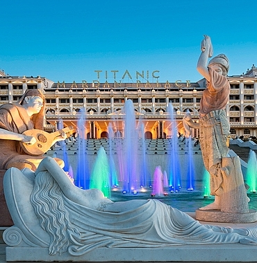 titanic-hotelsde-yeni-yil-buyusune-kapilin.jpg