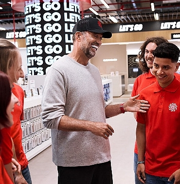 efsane-teknik-direktor-jurgen-klopp-mediamarktin-yeni-marka-elcisi-oldu.jpg