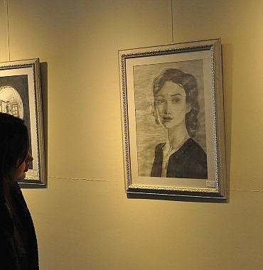 ege-universitesinde-kara-kalem-sergisi-acildi.jpg
