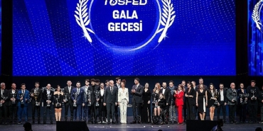 tosfed-gala-gecesi-zorlu-psmde-yapildi.jpg