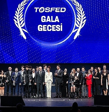 tosfed-gala-gecesi-zorlu-psmde-yapildi.jpg