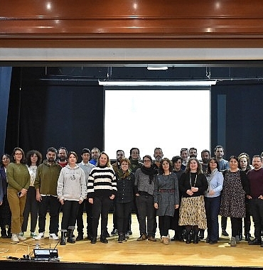 akdeniz-akademisi-kentteki-kultur-sanat-temsilcileriyle-bulustu.jpg