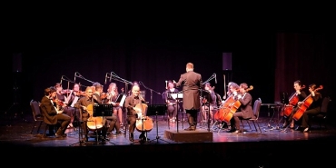 buyuksehir-oda-orkestrasi-karli-geceyi-sanatla-isitti.jpg