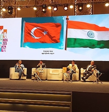 turk-kuru-meyve-sektoru-2-milyar-dolar-ihracat-hedefine-ulasmak-icin-hindistan-seferine-cikti.jpg