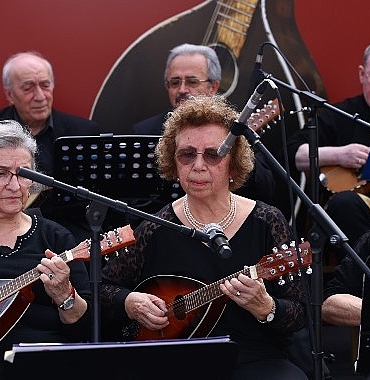 2-mandolin-festivali-cankayalilarla-bulustu.jpg
