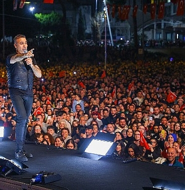 ataturkun-antalya-ziyaretinin-yildonumunde-haluk-levent-coskusu.jpg