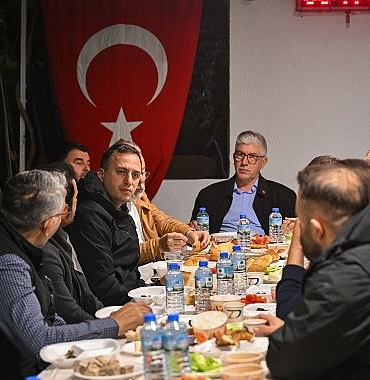 baskan-eski-sahurda-minibusculerle-bulustu.jpg