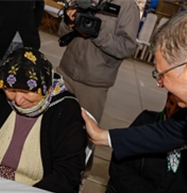 baskan-tugay-ramazan-bereketini-kirazdaki-yurttaslarla-paylasti.jpg
