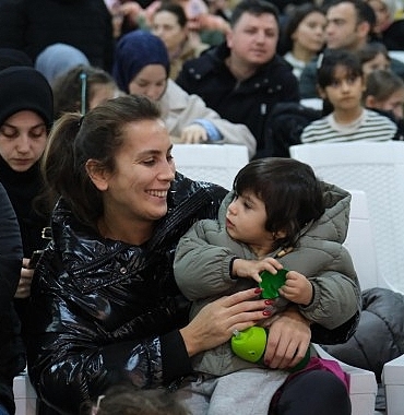 buyuksehirin-ramazan-cadiri-85-bin-kisiyi-agirladi.jpg