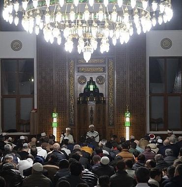 canikte-binler-kadir-gecesinde-bulustu.jpg