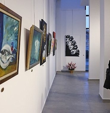 cankayada-8-mart-etkinlikleri-panel-ve-sergilerle-basladi.jpg