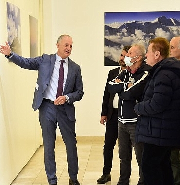 dagdan-dogadan-fotograf-sergisi-kapilarini-acti.jpg
