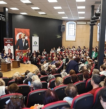 dr-gulseren-bugdaycioglunun-soylesisi-bakirkoyde-yogun-ilgi-gordu.jpg