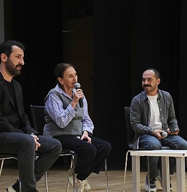 duayen-sanatci-nur-surer-cankayalilarla-bulustu.jpg