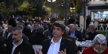 hosgorupaylasmasamimiyet-icerisinde-iftar.jpg