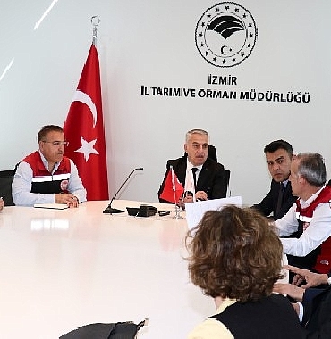izmirde-cig-sut-sektoru-degerlendirme-toplantisi-gerceklestirildi.jpg