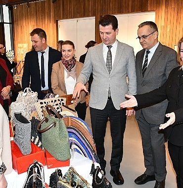 luleburgaz-belediyesinin-8-mart-etkinlikleri-basladi.jpg