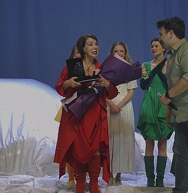 sehrin-tiyatrosu-ankara-seyircisiyle-bulustu.jpg