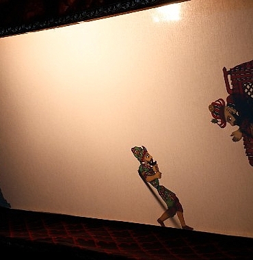 seka-kagit-muzesinde-karagoz-ve-hacivat-eglendirdi.jpg
