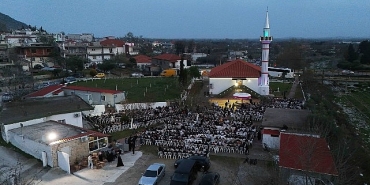 yunanistan-iskecede-buyuksehirle-iftar-bereketi.jpg