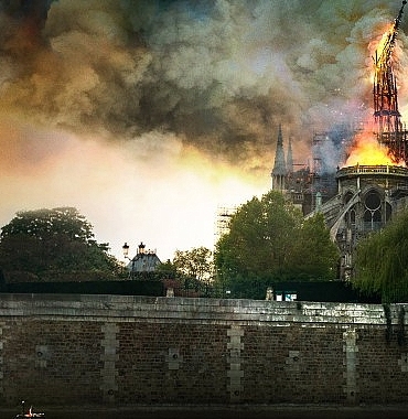 2-bolumluk-seri-notre-dame-kullerinden-dogan-tarih.jpg