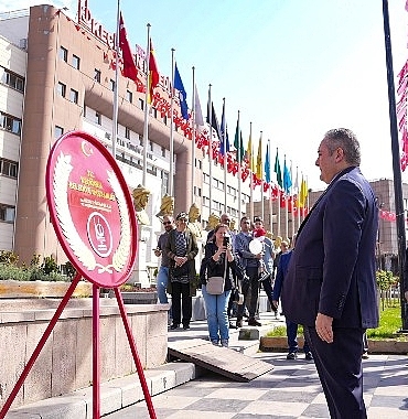 23-nisan-cocuk-bayrami-keciorende-coskuyla-kutlandi.jpg