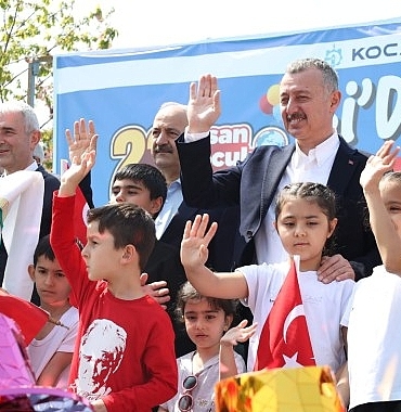 23-nisan-coskusu-gebzeden-basladi.jpg