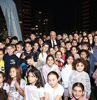 23-nisan-parkinda-coskulu-acilis.jpg