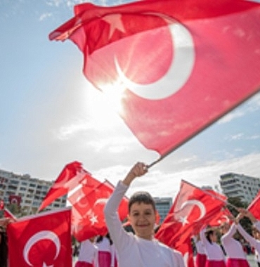 23-nisanda-cocuk-nesesi-izmiri-saracak.jpg