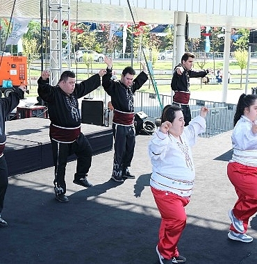 23-nisanda-sahne-cocuklarin-cosku-hepimizin.jpg