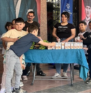 aydin-buyuksehir-belediyesinden-cocuklara-23-nisan-hediyesi.jpg