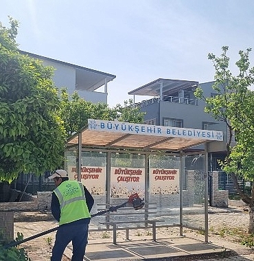 baskan-cercioglunun-calismalariyla-kusadasi-yaz-sezonuna-hazirlaniyor.jpg