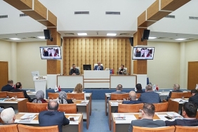 baskan-ibrahim-sandikci-milletimiz-sagduyu-ile-hareket-ederek-esnafinin-ve-ureticisinin-yaninda-yer-aldi.jpg