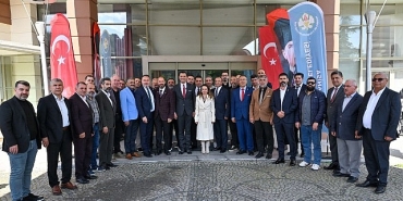 baskan-zeyrek-manisa-agrililar-dernegi-uyeleri-ile-bir-araya-geldi.jpg