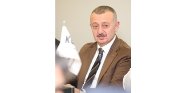 buyukakin-is-insanlari-ile-bulustu.jpg