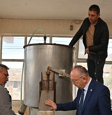 buyuksehir-tek-dam-projesini-ureticilere-tanitmaya-devam-ediyor.jpg