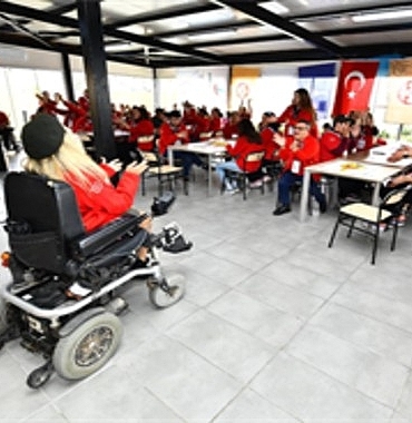 buyuksehirin-izcilik-kampi-ile-iyilik-dolu-bir-yolculuk.jpg