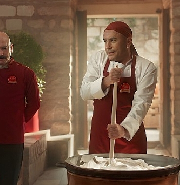 giray-altinok-algida-usta-usulu-reklam-filminde.jpg