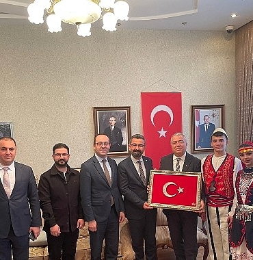 inegol-belediyesi-halk-danslari-kazakistanda-ulkemizi-temsil-etti.jpg