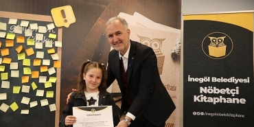 inegol-belediyesi-nobetci-kitaphanelerinin-enleri-odullerini-aldi.jpg
