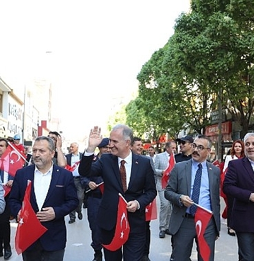 inegolde-23-nisan-coskusu-sokaklara-tasti.jpg