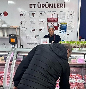 izmirli-izmari-bagrina-basti.jpg
