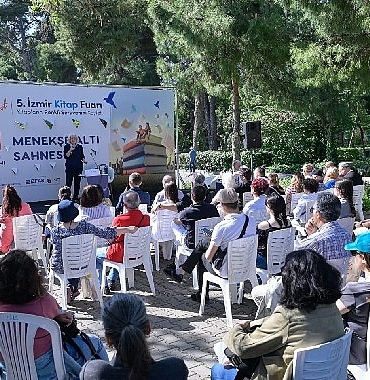 izmirliler-izmir-kitap-fuarina-akin-etti.jpg