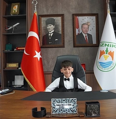 iznikte-23-nisanin-baskani-muhammed-oldu.jpg