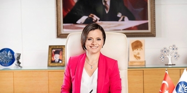 karabaglar-belediyesi-muzaffer-izgunun-mirasini-cocuk-oyunu-yazma-yarismasi-ile-yasatiyor.jpg