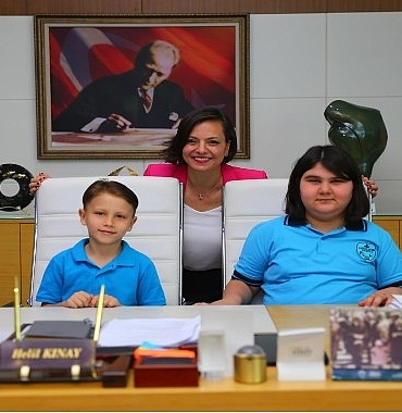karabaglarda-23-nisan-coskusu.jpg