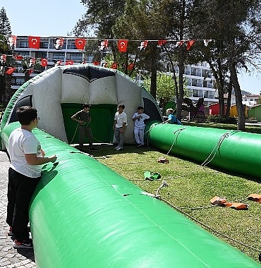 kemerde-23-nisan-coskusu.jpg